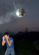 Harry Styles 《Kiss All The Time. Disco, Occasionally.》